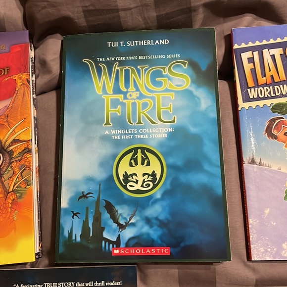 Lot of 7 Books - Picture 3 of 16